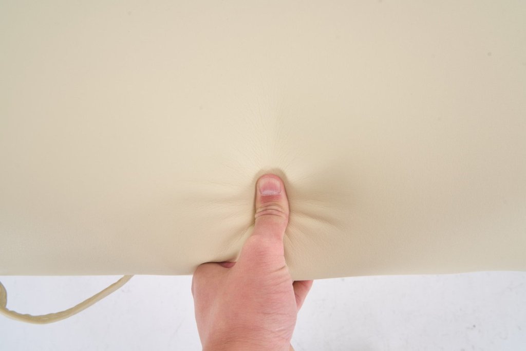 4" thick 2 Section Wooden Greenlife® master Portable Massage Table Black / Cream - MTW121